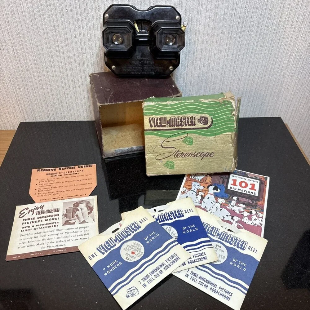 View Master Stereoscope Lot w Storage Box 4 Reels 1950s Vintage Bakelite Sawyers